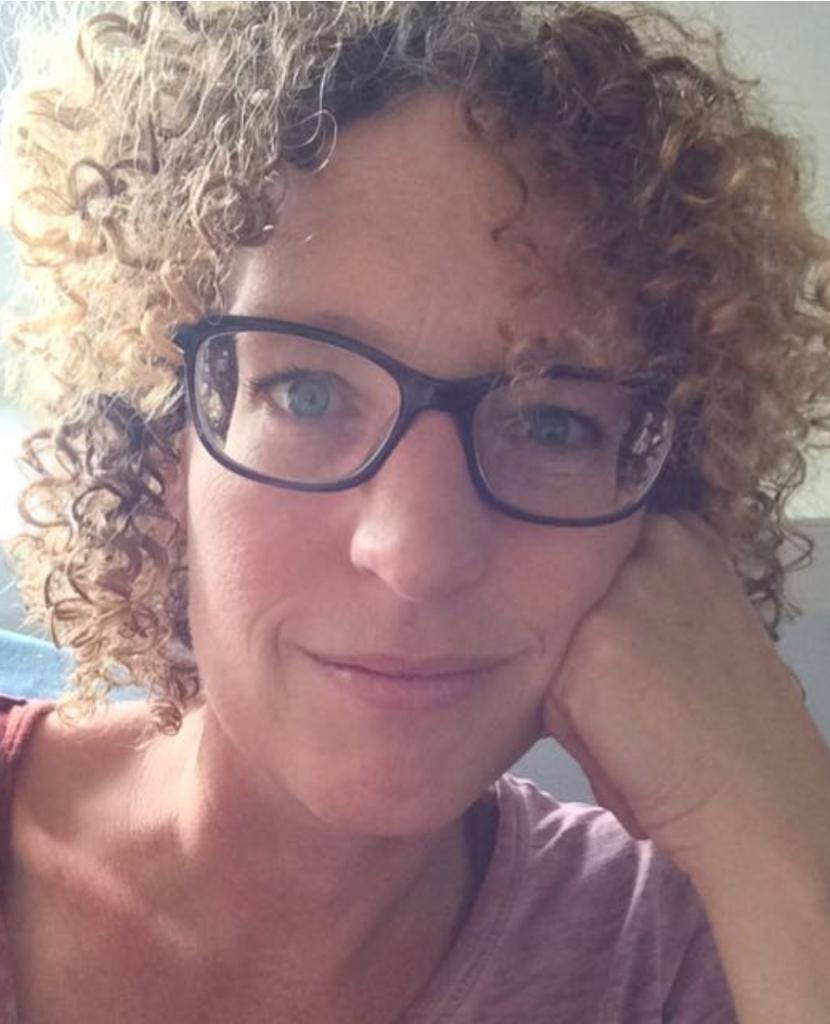 Geesje Borst, maatschappelijk werker, systeemtherapeutisch werker, coaching, SGGZ